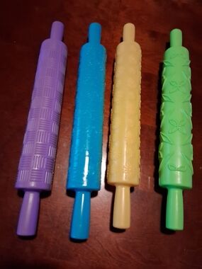 Set Of 4 Embossed Pattern Rolling Pins - Purple, Blue, Yellow, Green